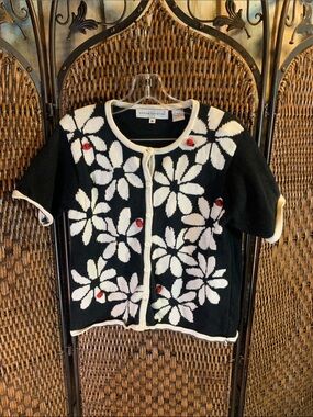 🚫SOLD🚫Vintage Marisa Christina Lady Bug Short Sleeve Cardigan Sweater Size M